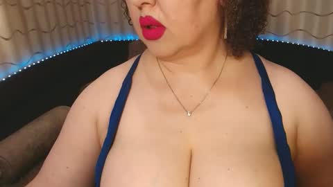 Snapshot of lipsaddiction chatting on 11-02-25, 01:35 LIpsAddiction online show from 11-02-25, 01:35