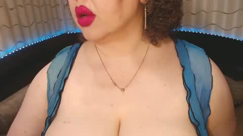 LIpsAddiction online show from 01-09-26, 01:58