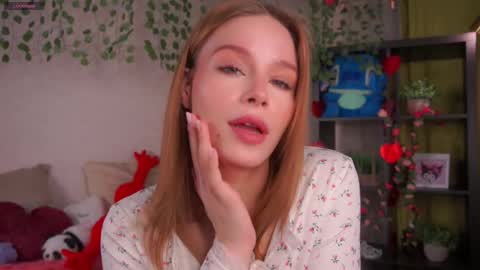 Lina online show from 03-06-26, 01:35