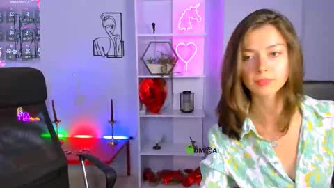 Snapshot of lira_lune chatting on 09-19-25, 12:39 lira li online show from 09-19-25, 12:39