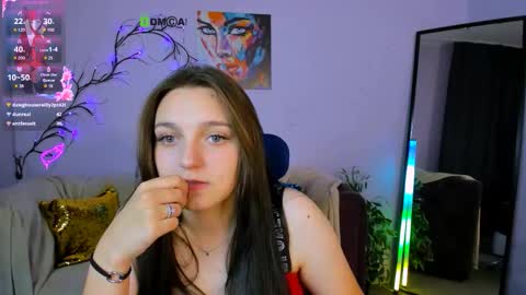 Snapshot of lira_lune chatting on 09-20-25, 06:09 lira li online show from 09-20-25, 06:09
