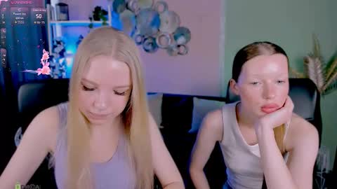 Snapshot of lira_lune chatting on 09-22-25, 12:40 lira li online show from 09-22-25, 12:40