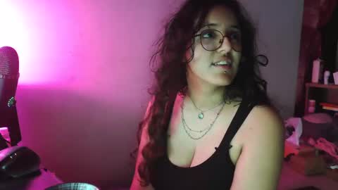 Lira online show from 12-03-24, 03:33