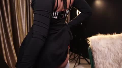 Lire online show from 01-13-25, 04:50