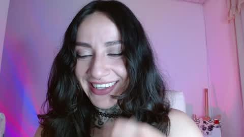 Snapshot of lisa_avila_ chatting on 05-12-26, 11:13 Lisa online show from 05-12-26, 11:13