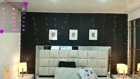 Lisa online show from 10-13-25, 01:22