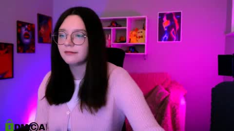 Snapshot of lisa_dark_ chatting on 05-01-26, 07:29 Lisa online show from 05-01-26, 07:29