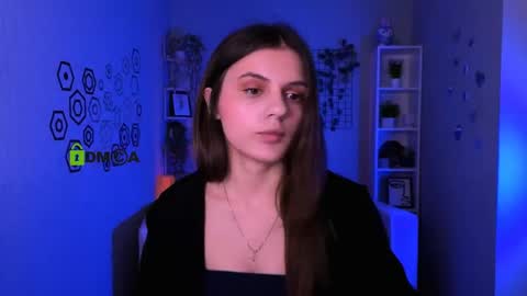 Snapshot of lisa_dark_ chatting on 05-27-26, 10:34 Lisa online show from 05-27-26, 10:34