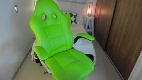 Lisa  online show from 09-25-25, 11:14