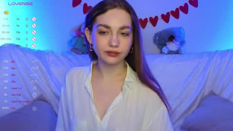 Snapshot of lisa_lit chatting on 03-01-25, 05:20 Lisa and Katerina online show from 03-01-25, 05:20