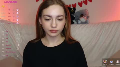 Snapshot of lisa_lit chatting on 03-02-25, 10:14 Lisa and Katerina online show from 03-02-25, 10:14