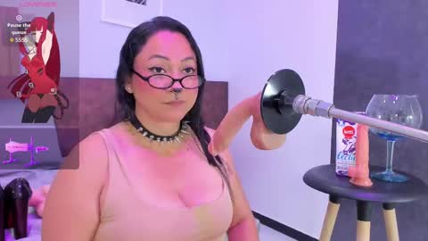 Snapshot of lisa_milf_ chatting on 11-13-25, 02:32 Lisa online show from 11-13-25, 02:32