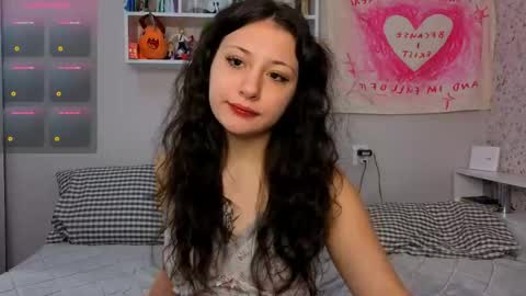 Snapshot of lisa_mzemta chatting on 04-29-26, 08:29 Lisa online show from 04-29-26, 08:29