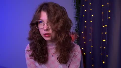  Lisa  online show from 10-03-25, 10:18