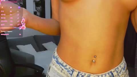 Lisa online show from 11-08-25, 01:44