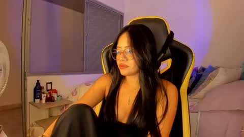 Lisa Thompson online show from 11-23-25, 01:16