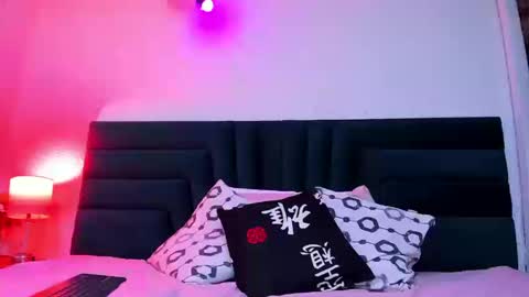 lisa white  online show from 03-12-26, 05:46