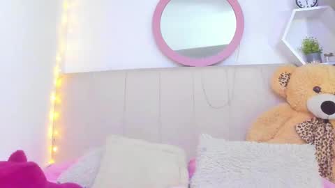 Lisa online show from 11-04-25, 12:21