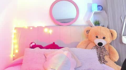 Lisa online show from 04-08-26, 09:15