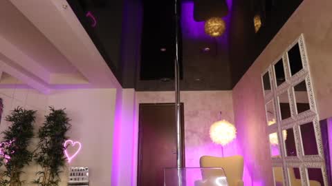 onlyfans-lisaakira instagram-lisaakira9  twitter-lisaakira4 online show from 11-22-25, 07:07