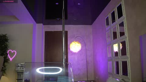 onlyfans-lisaakira instagram-lisaakira9  twitter-lisaakira4 online show from 01-11-26, 06:51