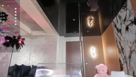 onlyfans-lisaakira instagram-lisaakira9  twitter-lisaakira4 online show from 03-18-26, 07:22