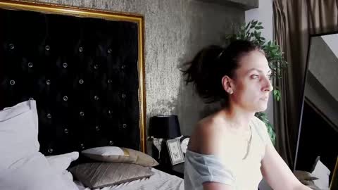 Snapshot of lisacroft chatting on 03-01-25, 11:26 lisacroft online show from 03-01-25, 11:26