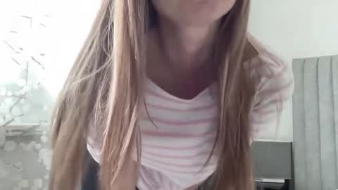 Lisa online show from 04-06-26, 02:40