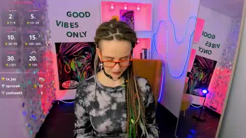 Lisa online show from 03-21-26, 08:19