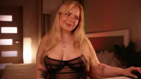 Lisa online show from 06-20-26, 06:38