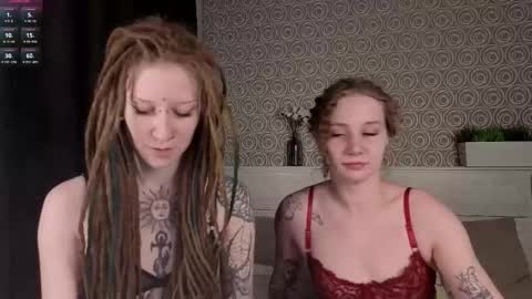 Snapshot of lisanelsona chatting on 02-13-26, 01:45 Hello our names are Kate and Alice this is our first day here. online show from 02-13-26, 01:45