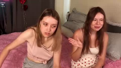 Snapshot of lisanelsona chatting on 07-02-26, 01:05 Hello our names are Kate and Alice this is our first day here. online show from 07-02-26, 01:05