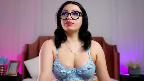 Snapshot of lisaraee chatting on 07-04-26, 04:29 Lisa online show from 07-04-26, 04:29