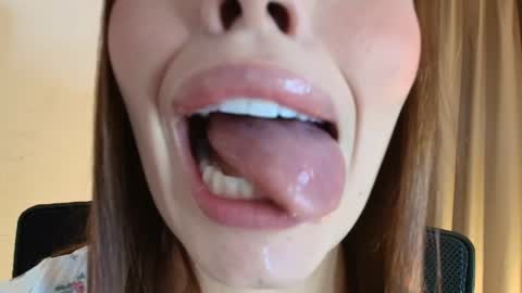 Lisbet online show from 05-23-26, 02:10