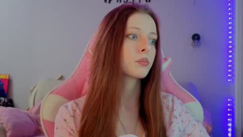 Snapshot of lisiasweet chatting on 02-12-26, 03:40 Lika online show from 02-12-26, 03:40