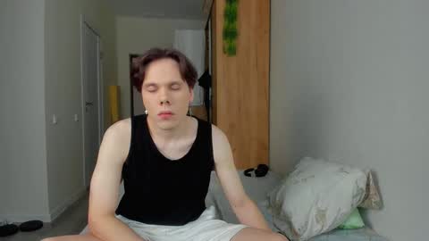 Snapshot of lissa_alfie chatting on 01-05-25, 08:00 Alfie online show from 01-05-25, 08:00