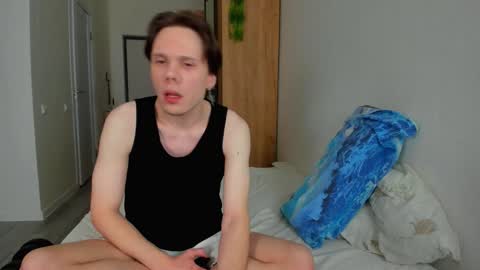 Snapshot of lissa_alfie chatting on 01-15-25, 10:27 Alfie online show from 01-15-25, 10:27