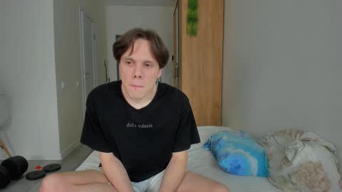 Snapshot of lissa_alfie chatting on 01-16-25, 12:09 Alfie online show from 01-16-25, 12:09