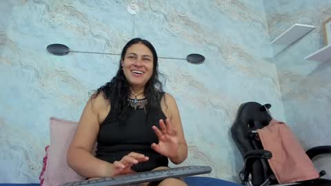 Snapshot of lissa_harris_ chatting on 01-12-25, 03:07 Lisa online show from 01-12-25, 03:07