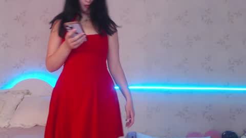 Snapshot of lissalucy chatting on 06-21-26, 08:17 Alice Dont forget to thumbs up its very important online show from 06-21-26, 08:17