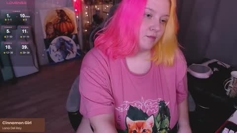 Snapshot of lissamuff chatting on 11-20-25, 04:29 Lissa online show from 11-20-25, 04:29