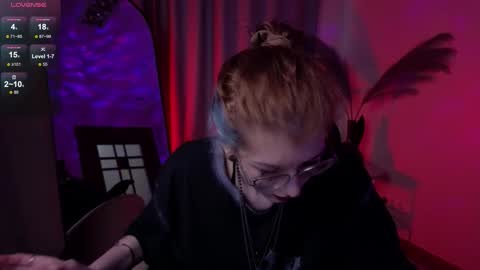 Snapshot of lissaros chatting on 10-13-25, 05:07 lissaros online show from 10-13-25, 05:07