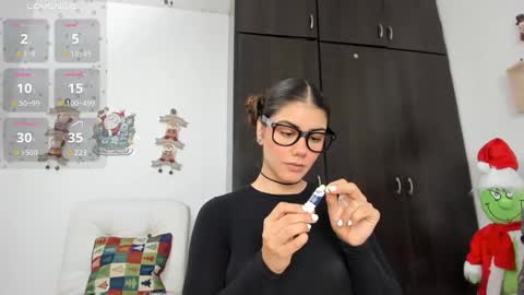 Lis  online show from 12-12-24, 04:43