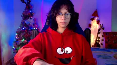 Snapshot of literateboy chatting on 12-11-24, 11:41 Literateboy online show from 12-11-24, 11:41