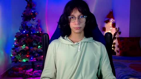 Snapshot of literateboy chatting on 12-12-24, 11:07 Literateboy online show from 12-12-24, 11:07