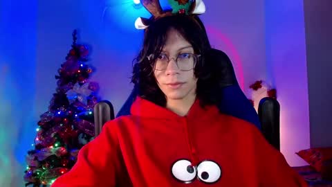 Snapshot of literateboy chatting on 12-24-24, 11:17 Literateboy online show from 12-24-24, 11:17