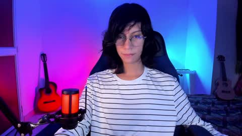 Snapshot of literateboy chatting on 12-30-24, 11:15 Literateboy online show from 12-30-24, 11:15