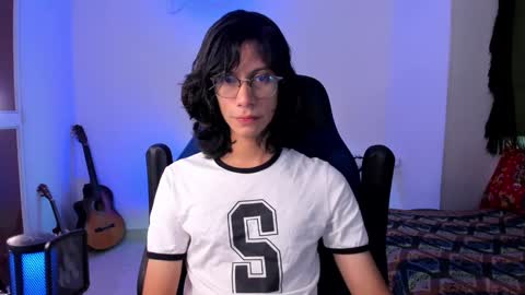 Snapshot of literateboy chatting on 12-31-24, 11:20 Literateboy online show from 12-31-24, 11:20