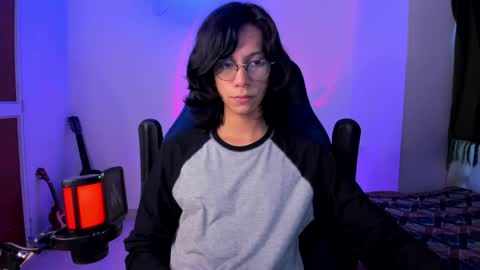 Snapshot of literateboy chatting on 01-03-25, 11:14 Literateboy online show from 01-03-25, 11:14