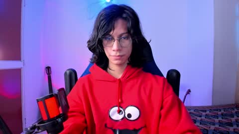 Snapshot of literateboy chatting on 01-09-25, 11:14 Literateboy online show from 01-09-25, 11:14